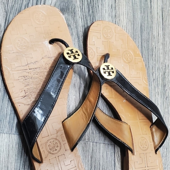 Tory Burch Thora Thong Black Patent Leather Brown Flat Sandals Women’s Size 8M🌴 - Picture 4 of 11
